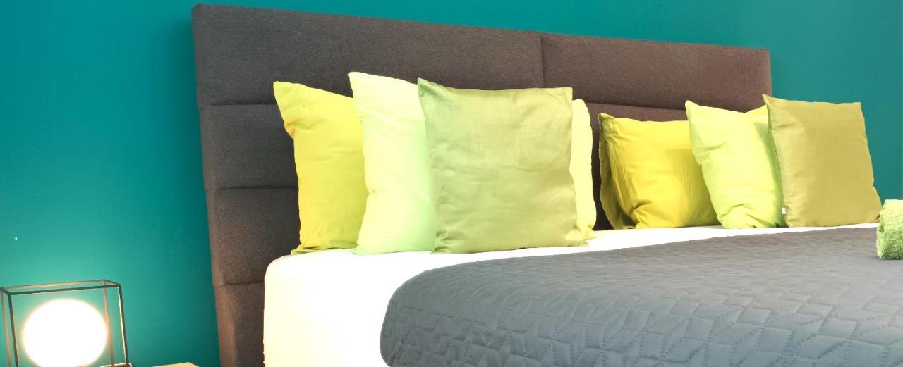 Olivista Croatia Apartments Njivice Luaran gambar