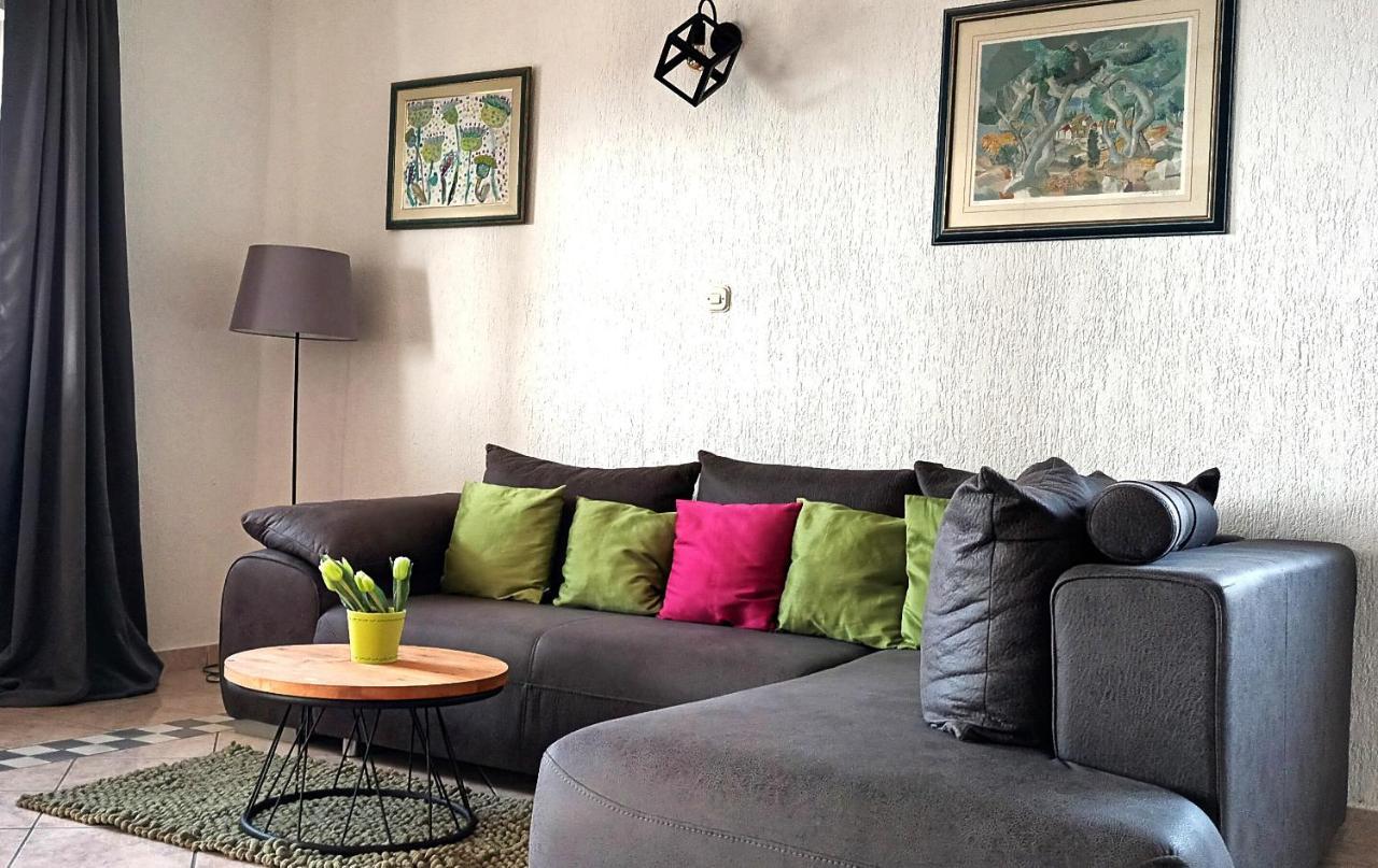 Olivista Croatia Apartments Njivice Luaran gambar