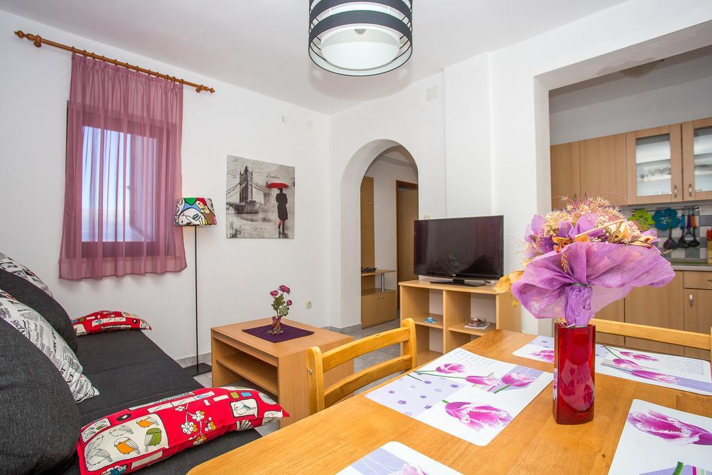Olivista Croatia Apartments Njivice Luaran gambar